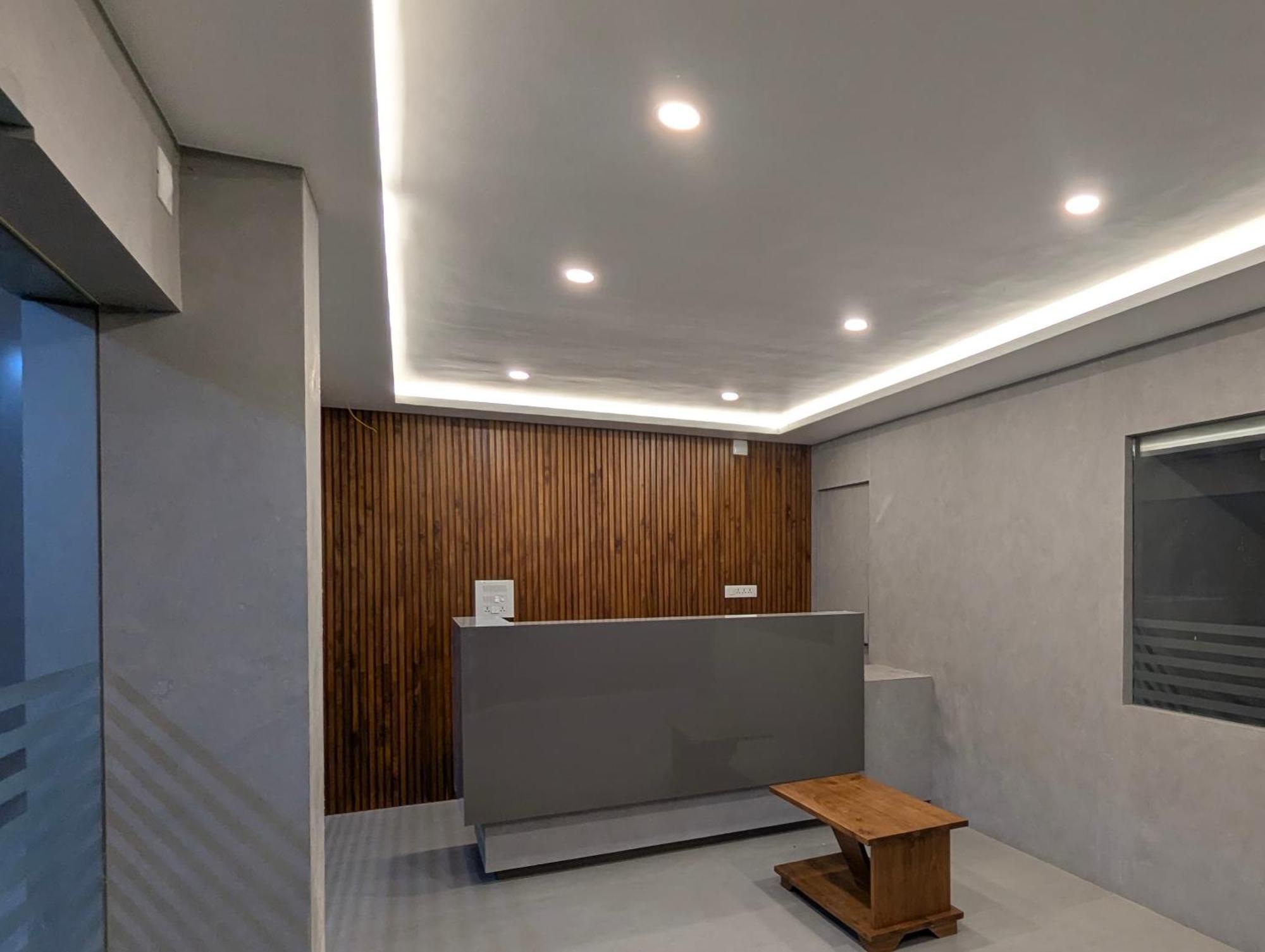 Jayalakshmi Residency Hotel Vaduvanchal Buitenkant foto